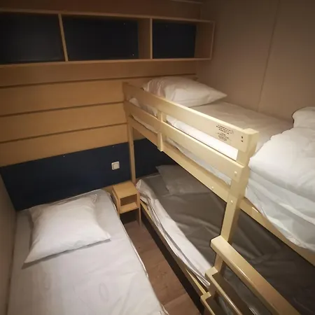 Confort 2ch 5pers 400dj 캠프장 La Boissiere-de-Montaigu