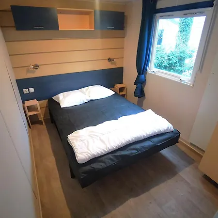 Campingplatz Confort 2ch 5pers 400dj La Boissiere-de-Montaigu